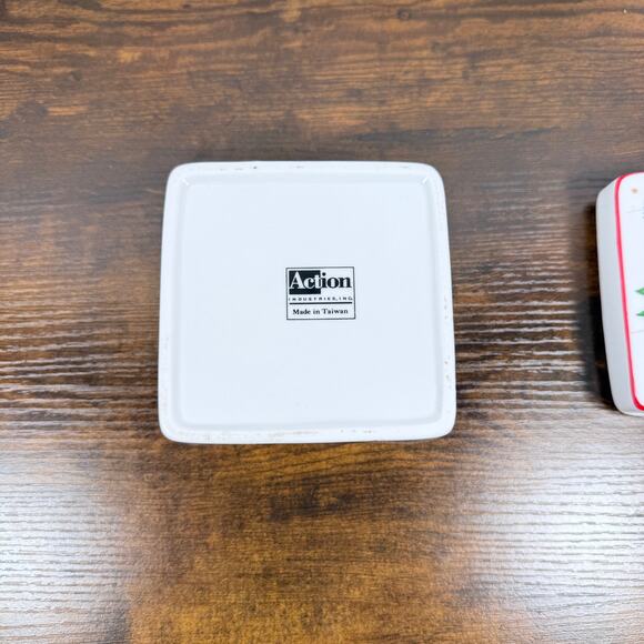 VTG Action Industries Christmas Ceramic Trinket Box – Holiday Scene w/ Lid - Picture 10 of 10